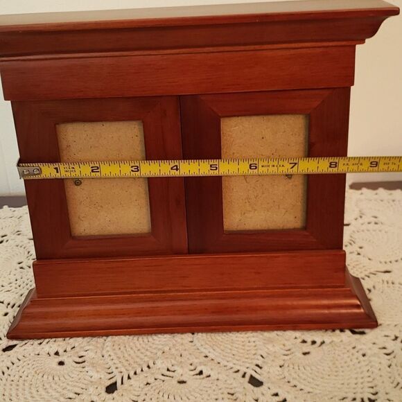 Beautiful Vintage Wooden Picture Frame  with One Center and 2 Sliding Windows - Picture 10 of 16